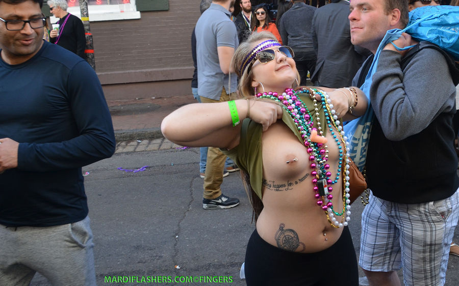 Mardi Gras Boob Cam 98