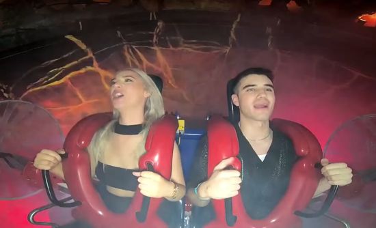 SLINGSHOT RIDES AND TITS 