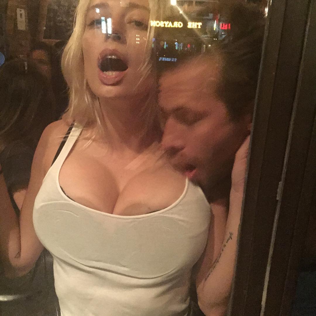 Caroline Vreeland Boobs