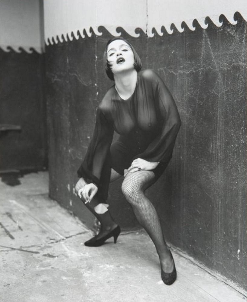 Madonna naked for Herb Ritts - Alrincon.com